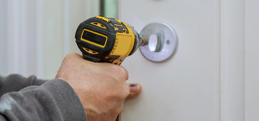 Street Locksmith For Smart Lock Repair in Dublin, CA